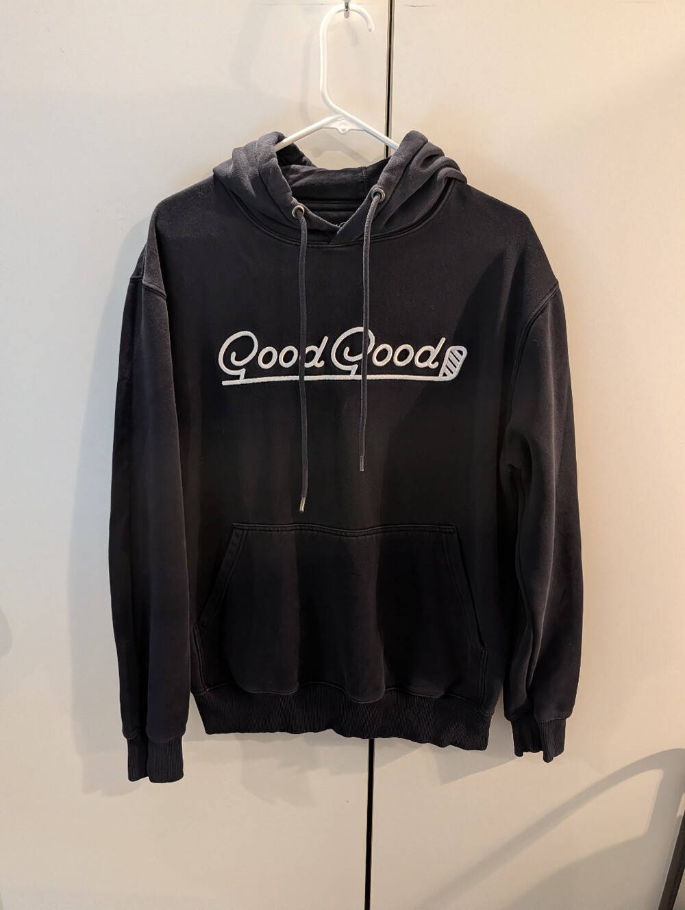 Good Good Black Pullover Hoodie - Men's Casual Hooded Sweatshirt Size Medium